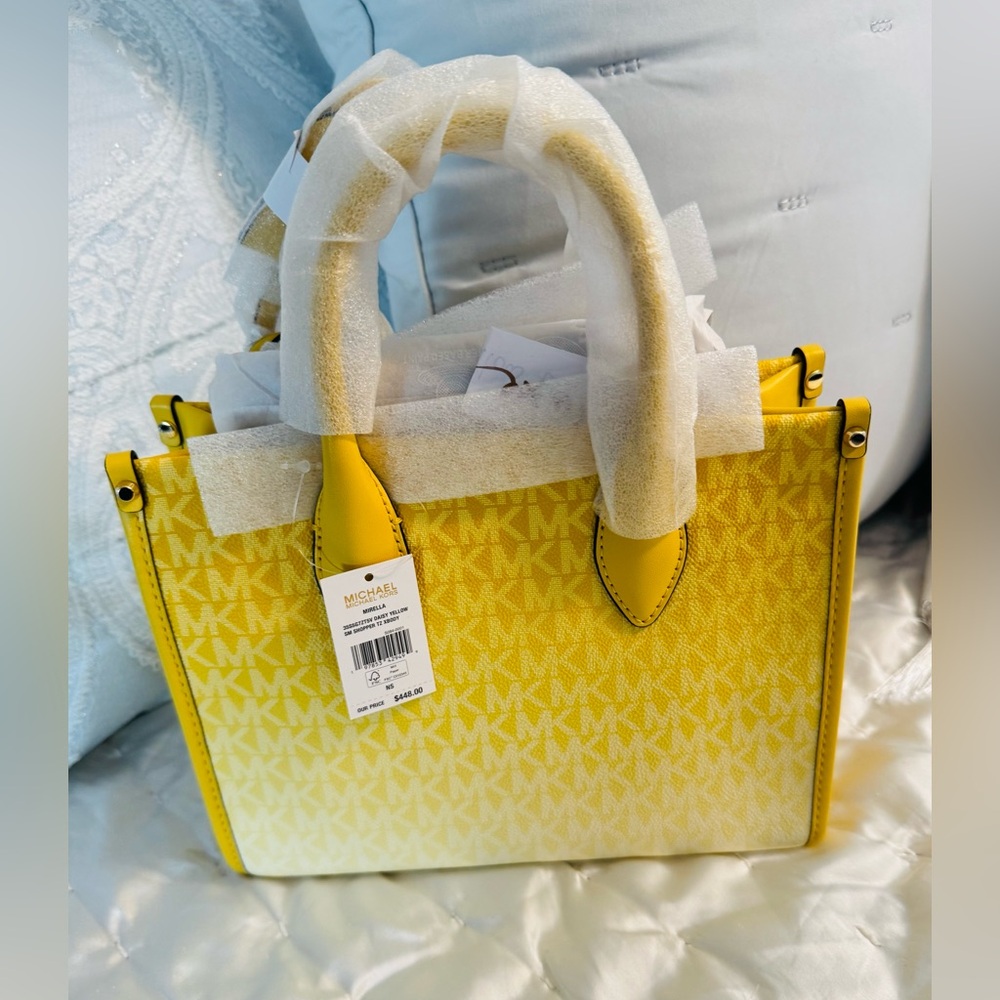 Michael Kors Yellow Ombre Signature Satchel NWT - Picture 3 of 5